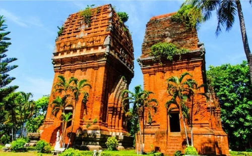 TOUR PHÚ YÊN QUY NHƠN XE GIƯỜNG